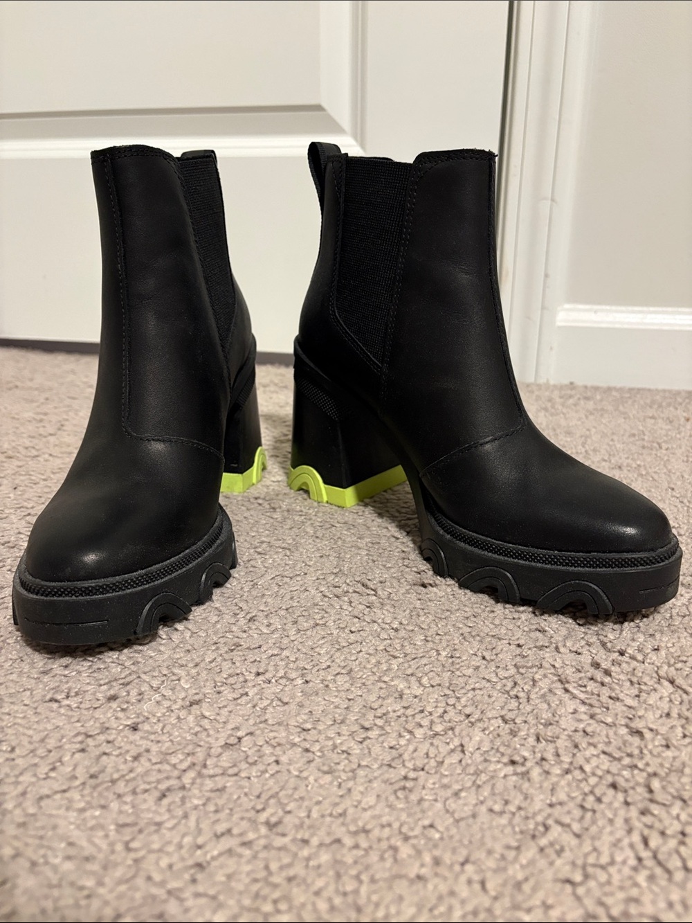 Sorel Black Chunky Chelsea Heeled Boots with Neon Green Accent